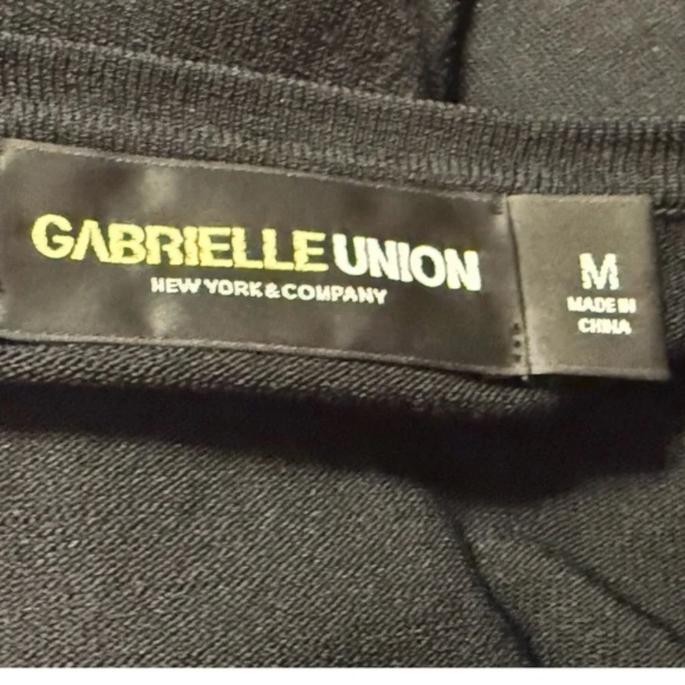 Gabrielle Union New York Co Black‎ FIRE Graphic Crop Top Sweater M Chic 84-39
